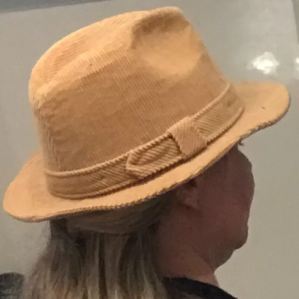 DOBBS.Pace Setter Collection Corduroy Fedora 7 1/4